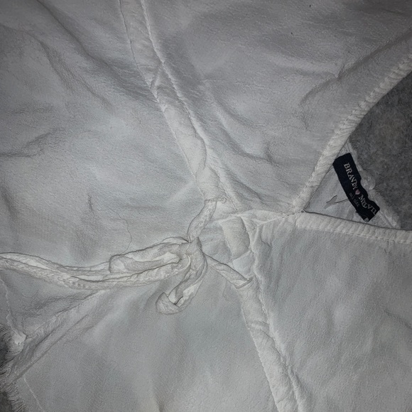 Brandy Melville White crop top - Picture 1 of 3